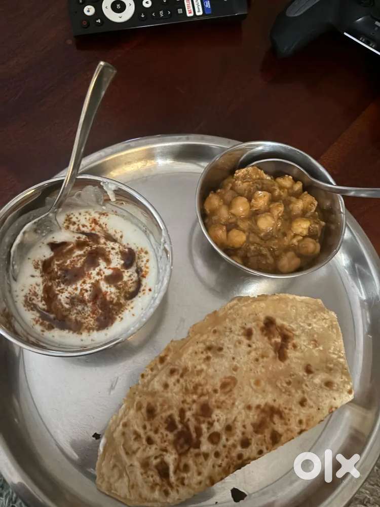 Domestic Cook for vegetarian food for home Lunch & breakfast only