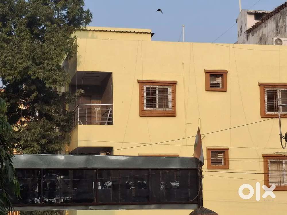 Receptionist and front desk