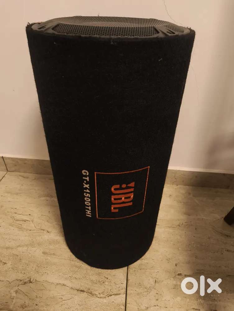 JBL wired subwoofer