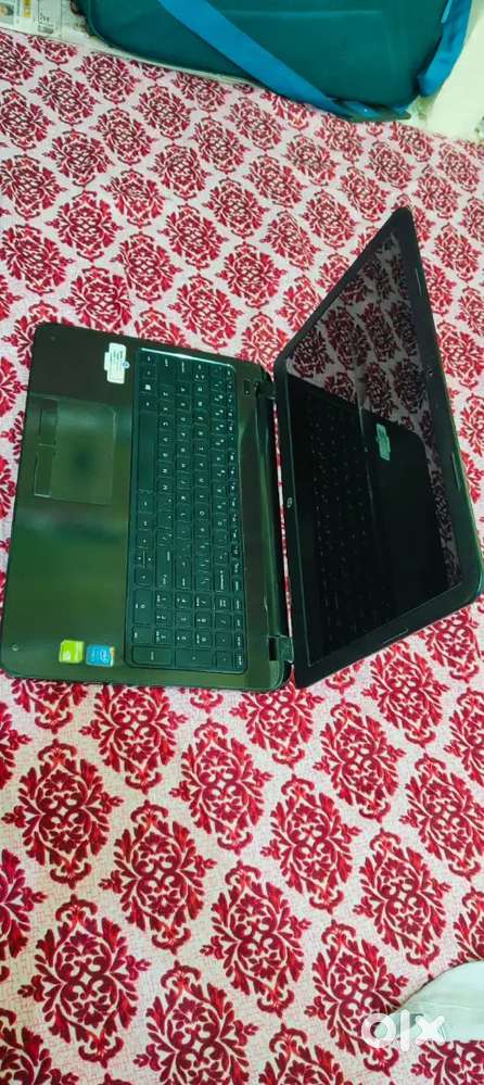 I'm selling my HP LAPTOP IN BRAND NEW CONDITION SINGLE HAND USED ONLY