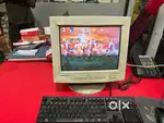 SAMSUNG CRT MONITOR