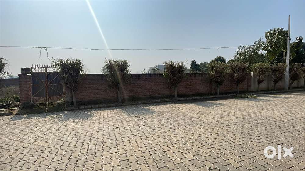 Plot For Sale In Palm Drive in Wadala