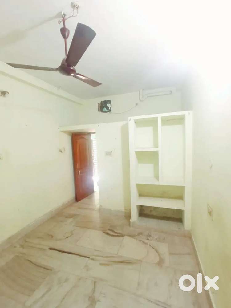 Single room for ONE person