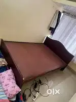 Queen size bed