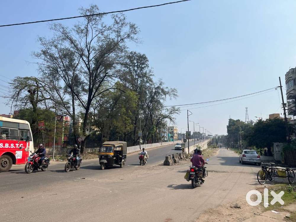 Spacious 3 BHK Near Gopalpur Flyover, Asansol – – Prime Location