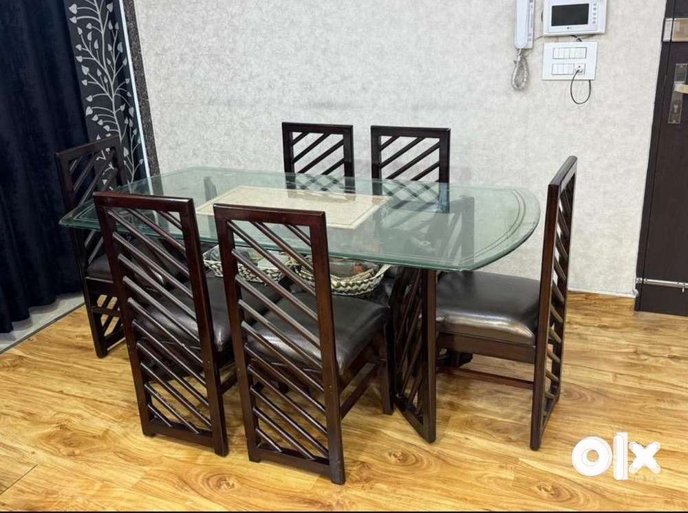 6-Seater Glass Top Dining Table with Cushioned Chairs