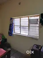 1 single room for storage or staying purpose for rent