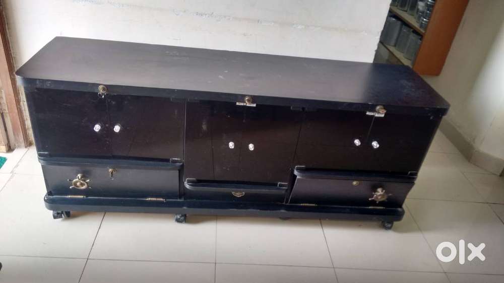 TV CABINET