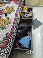 Double cot bed