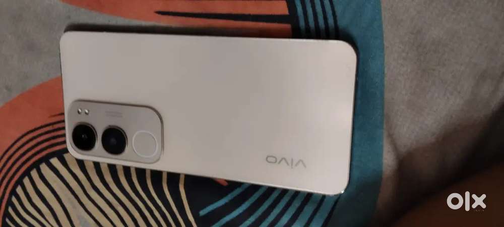 Vivo y29 5G 6 month old 16GB Ram 128 GB storage