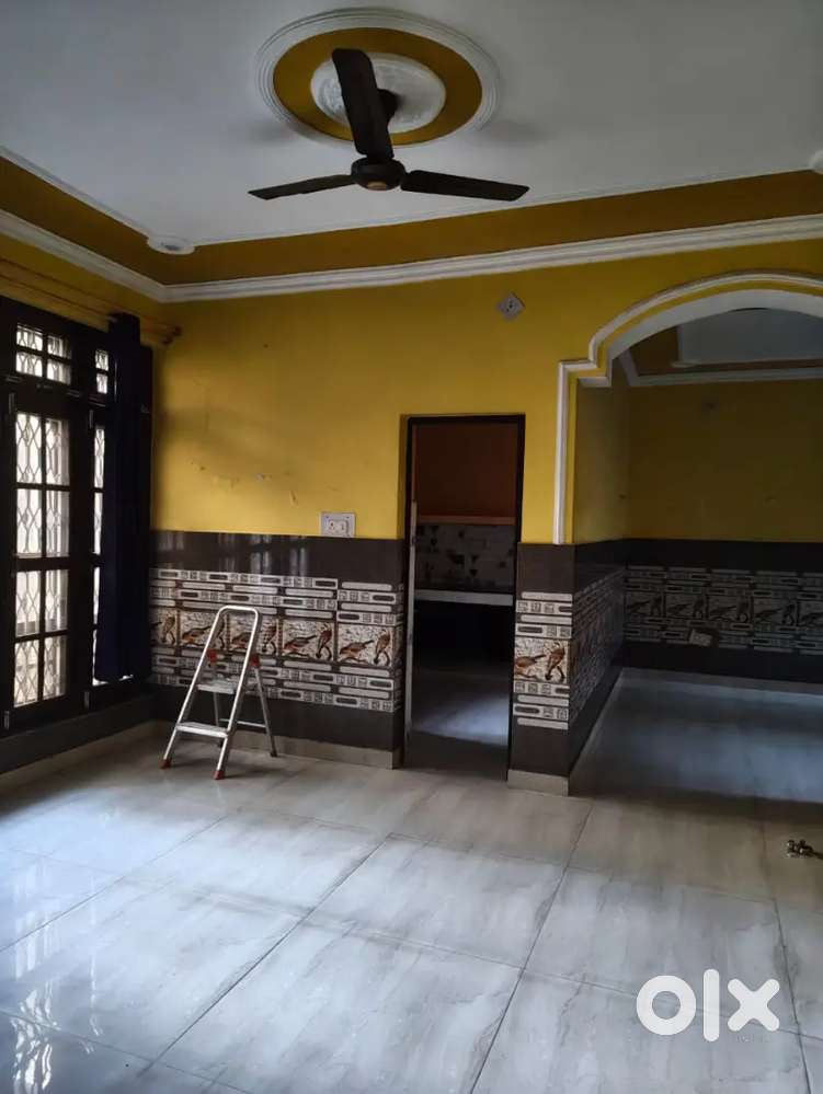 Pg for girls or rent also