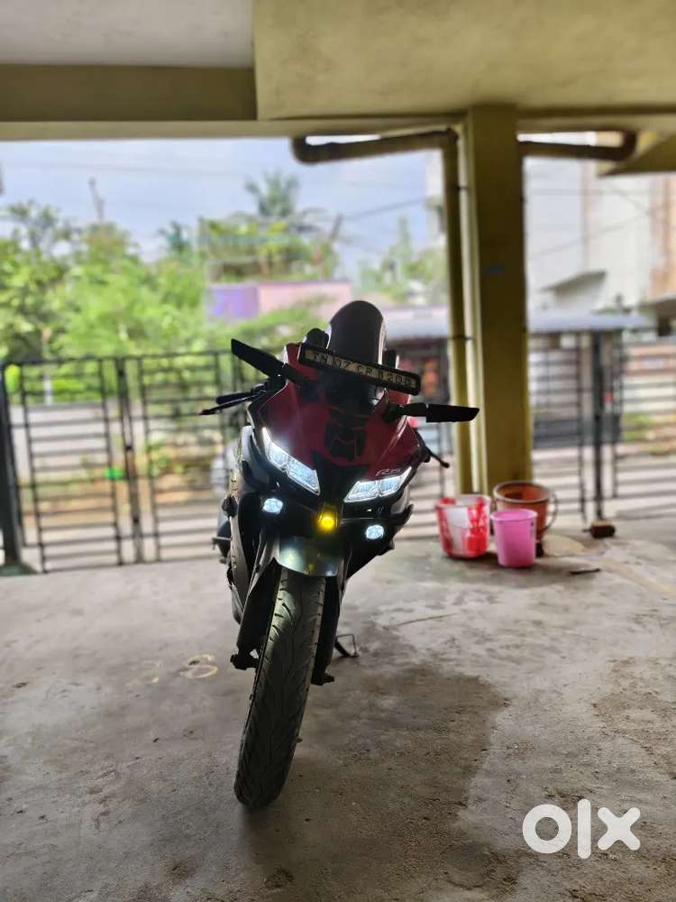 R15 v3 bs4 19.3ps power well maintained ready to ride no servic needed