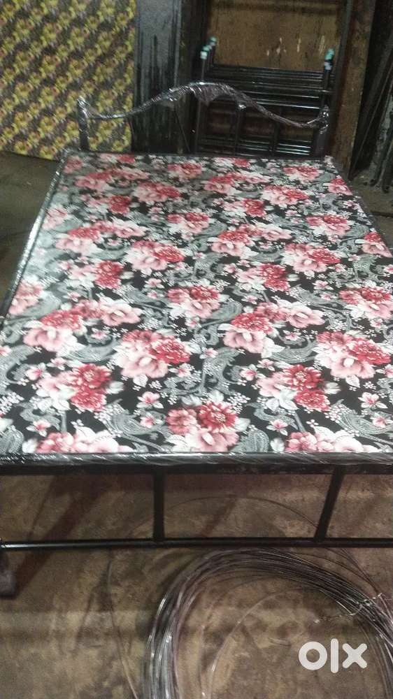 S r brand new foldable cot ( free delivery)