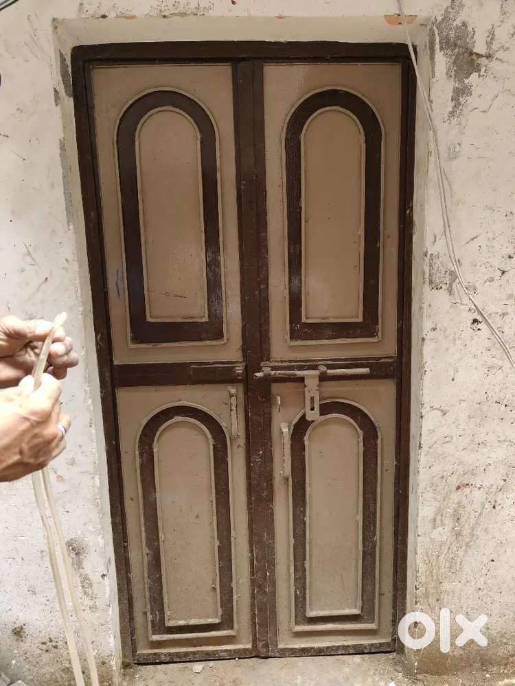Iron double door new condition 6ft *3ft