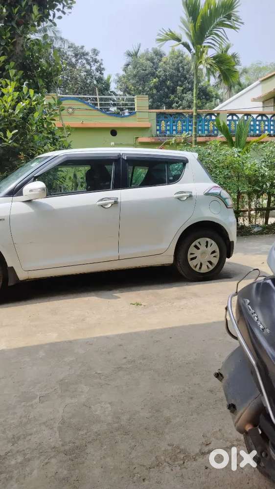 Maruti Suzuki Swift 2012 Diesel 90000 Km Driven