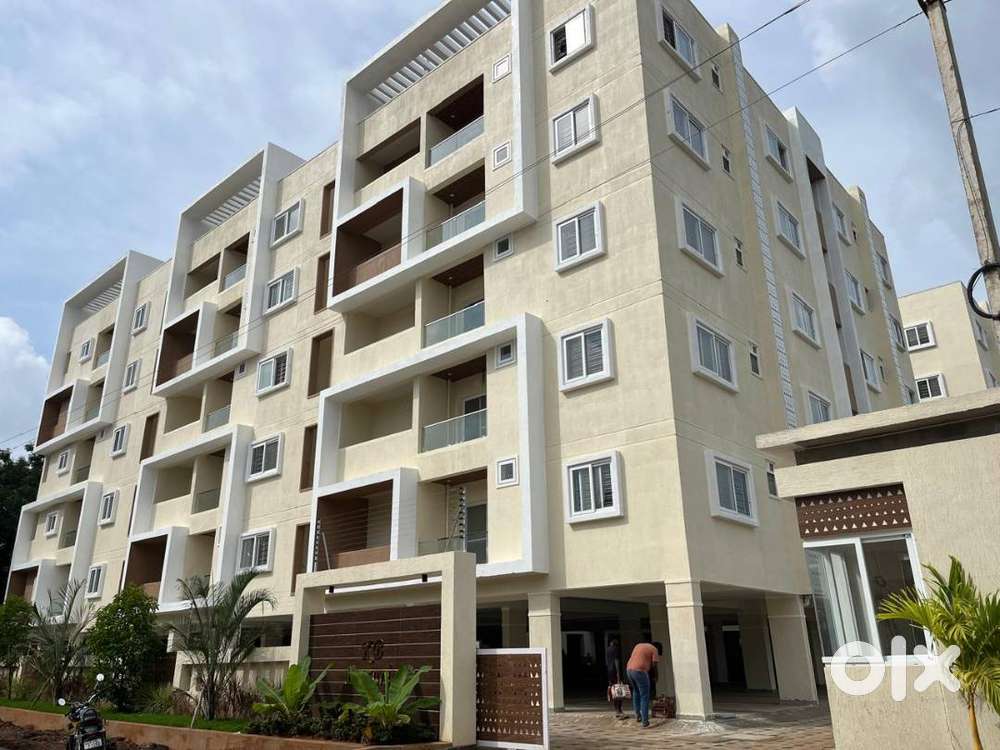 KB Luxuria-East facing-2BHK-1225 Sft- flat