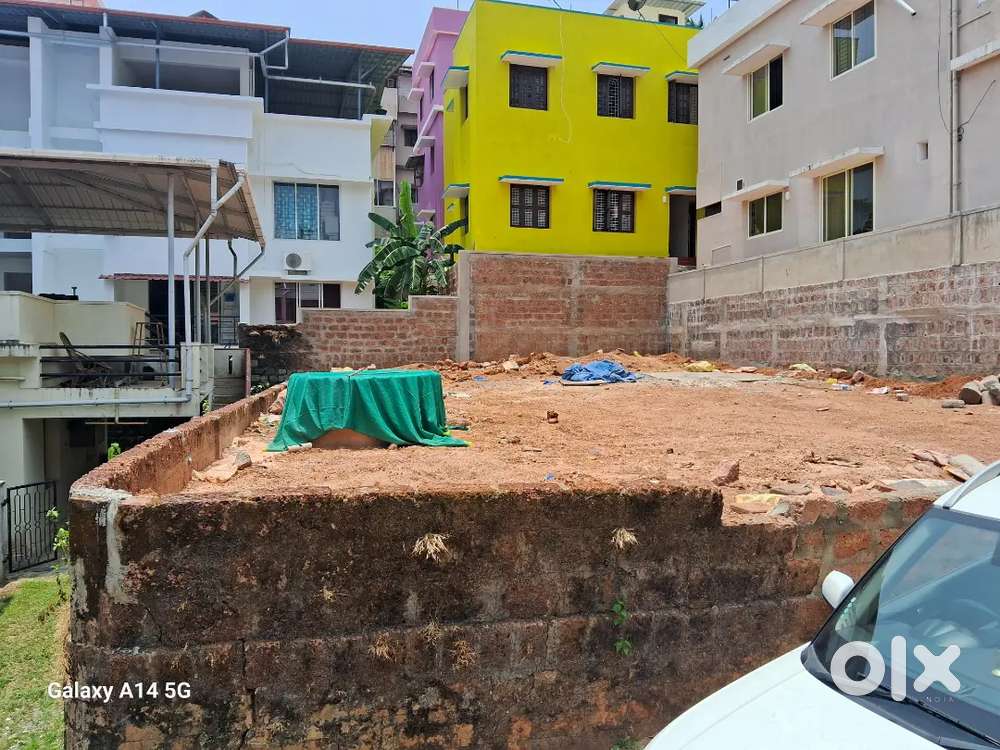 4.63 cents Bejai kapikad 3rd cross 87 lacks