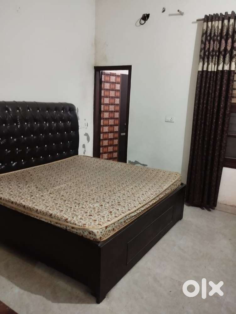 1Bhk flat 13500/fully furnished sec 127 Shivalik city kharar