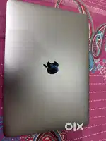 Mac book pro 8 gb ram 512 gb Ssd