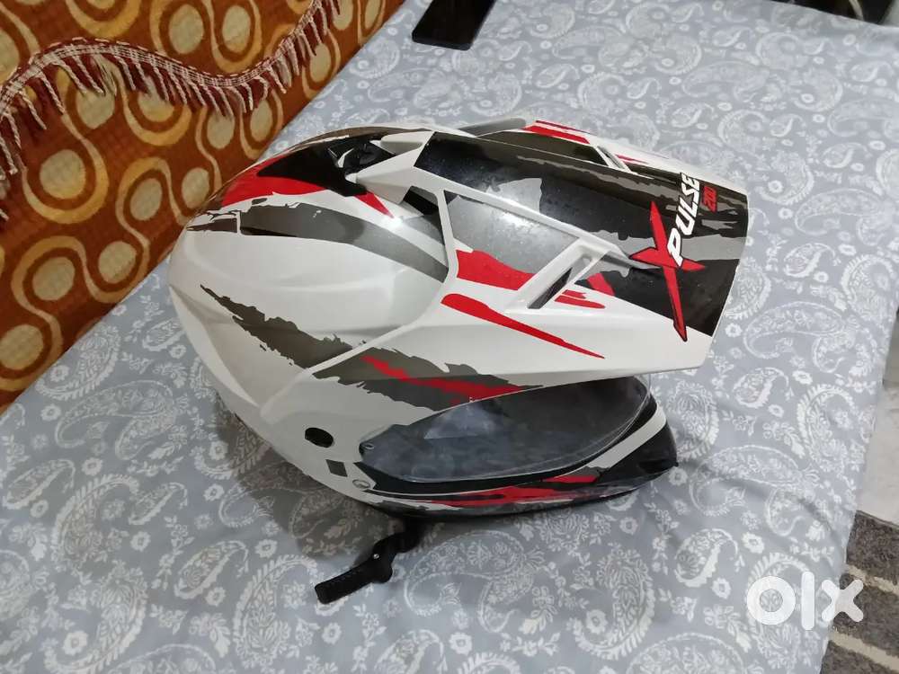 Hero Xpulse 200 Un-Used Helmet White-Red combination