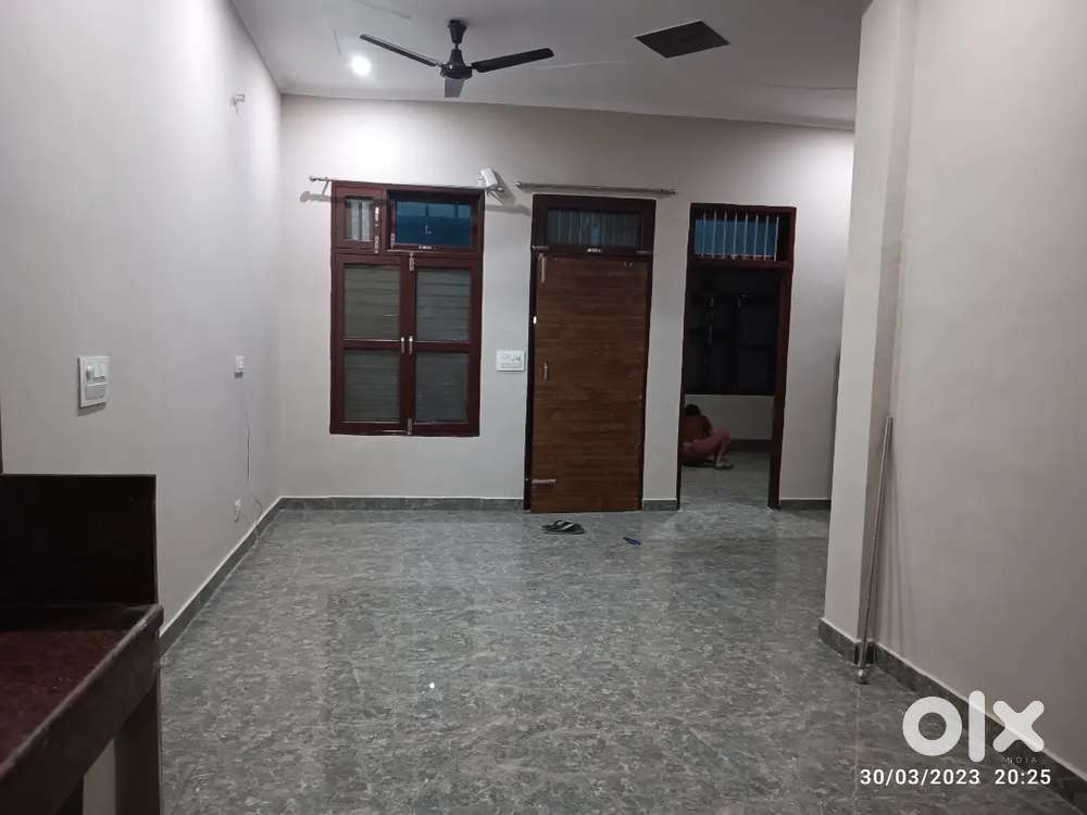 2Bhksemifurnished with free wifi service