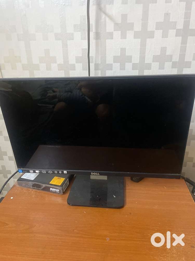 Dell monitor with table