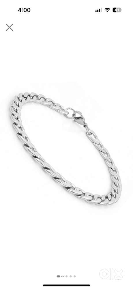 Hand bracletes