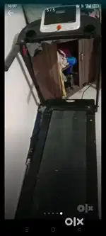 Treadmill machine 2 years