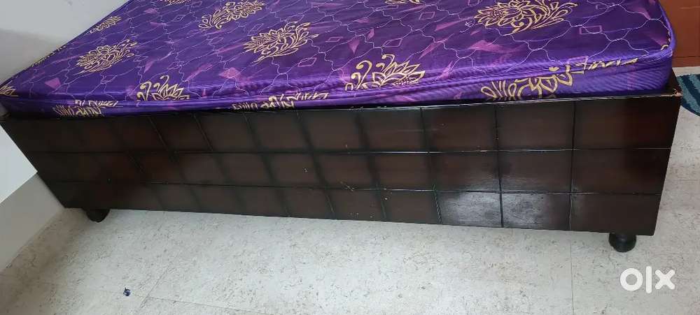 Single bed