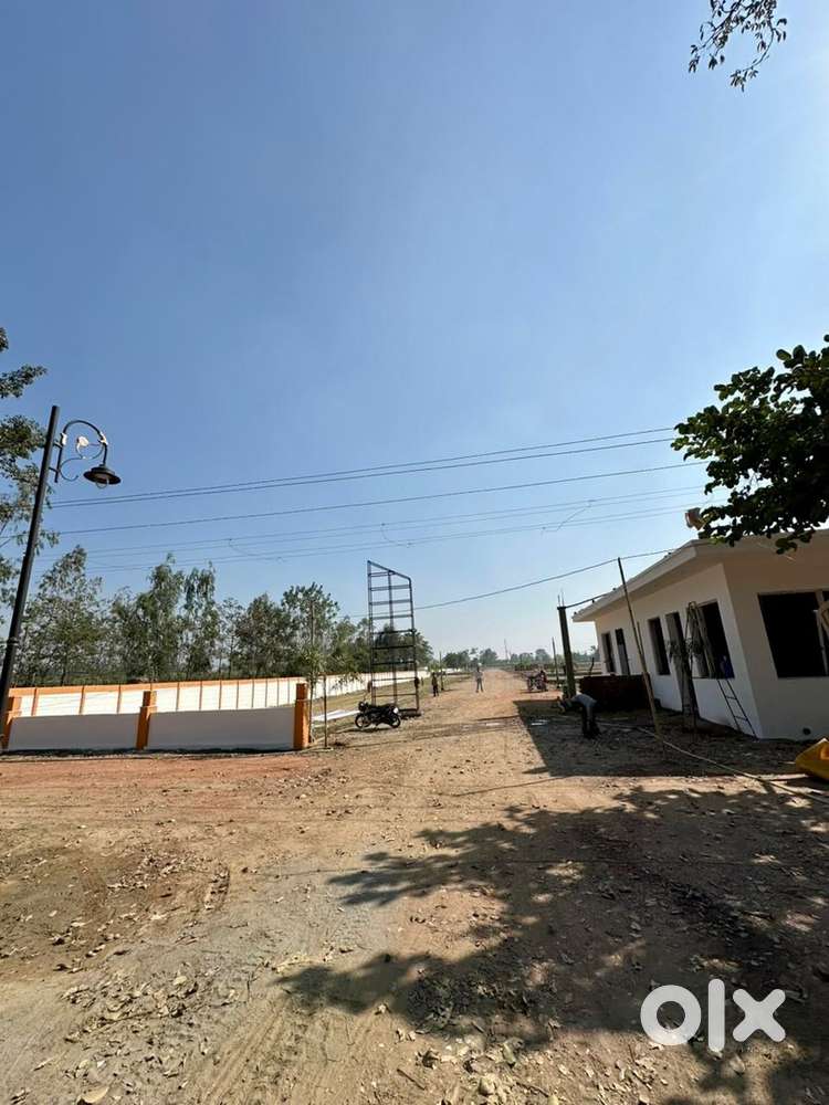 AURA ESTATE  MURADNAGAR SARDHANA NAHAR ROAD ATERNA, MEERUT