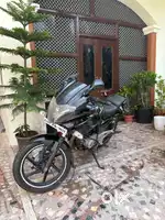 PULSAR 220F (2015)1ST OWNER