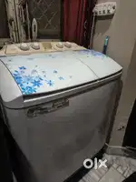 Lloyd 8.5 Kg washing machine