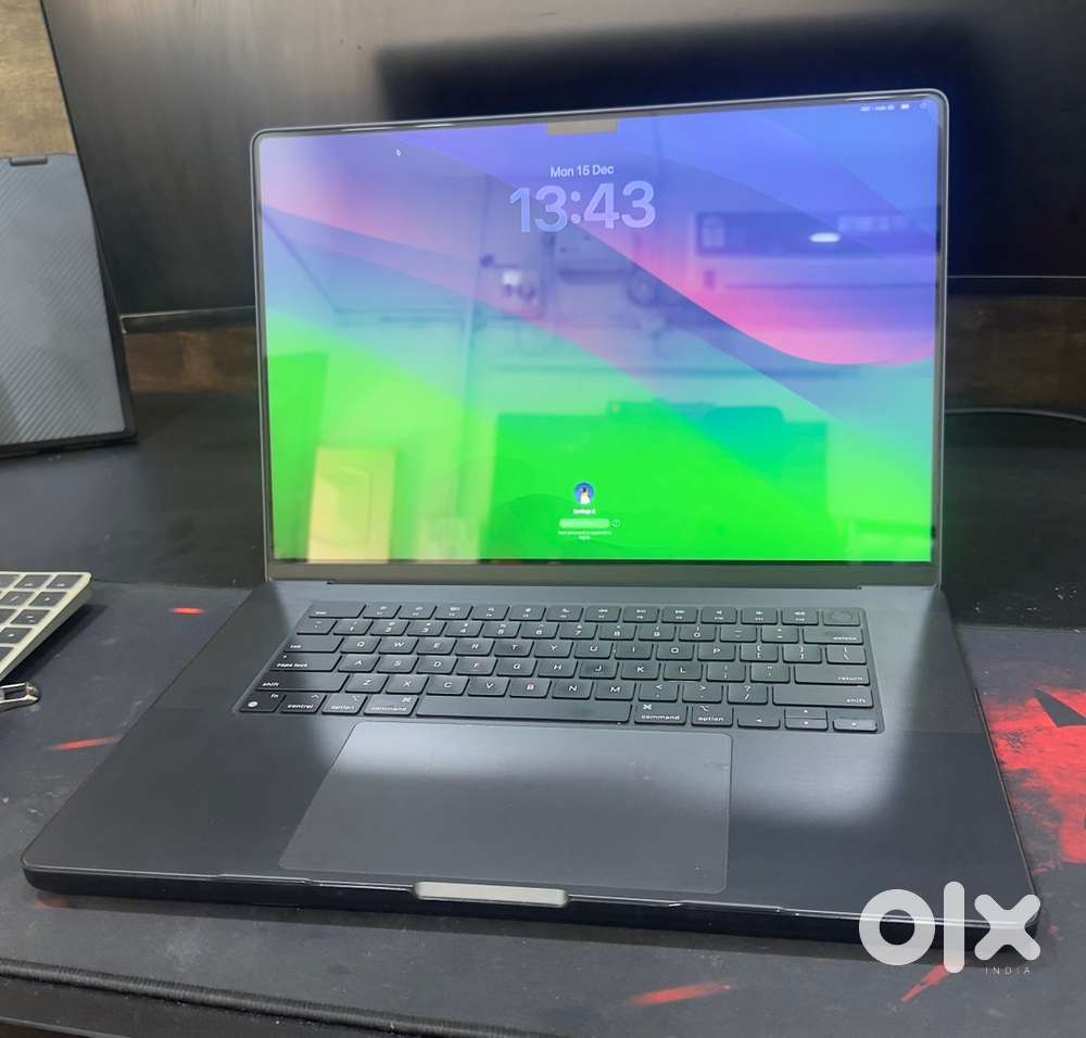 Macbook Pro M3 2023 16inch