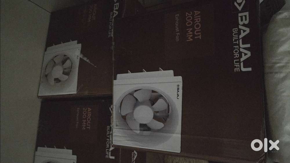 3 Bajaj air out 200mm and 3 polycab freshly prime 150mm