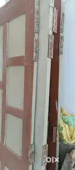 7 House door with good condition in just 5000