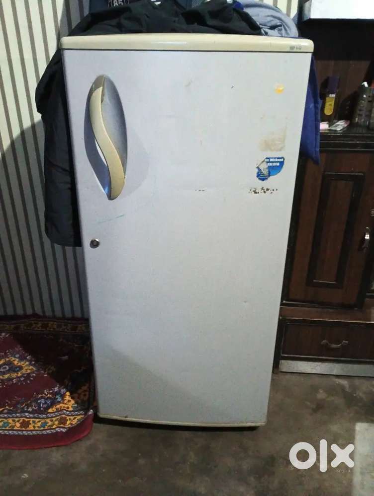 Lg refrigerator good condition all working
