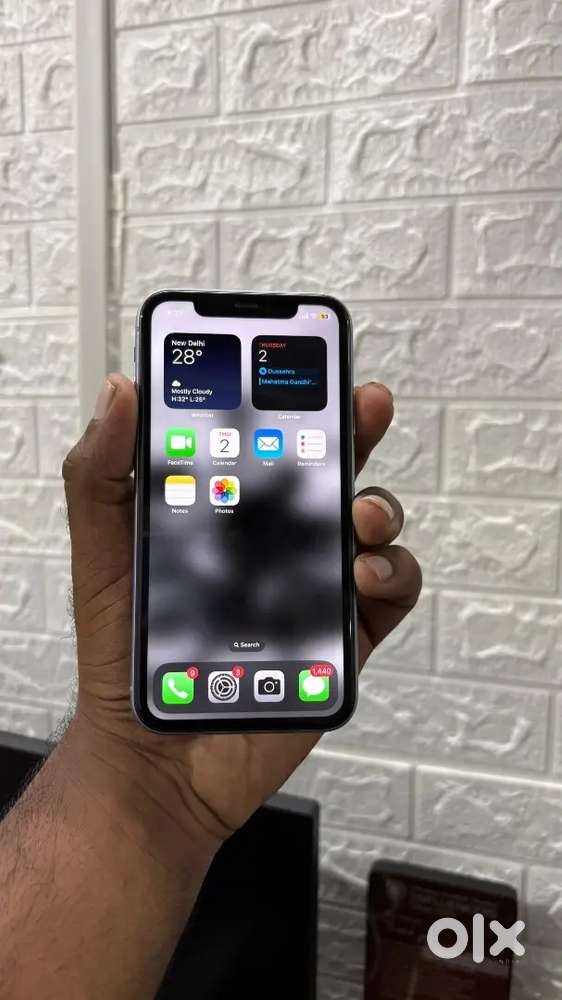 I phone 11 64gb