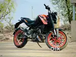 KTM duke 125