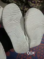 Vip shoes new condition no use size 10 number sokes free double lass