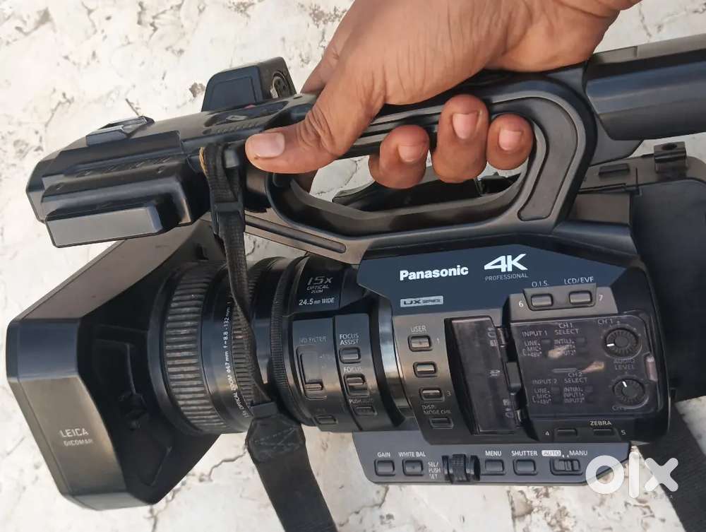 Panasonic Ux90 4K camcorder Video Camera