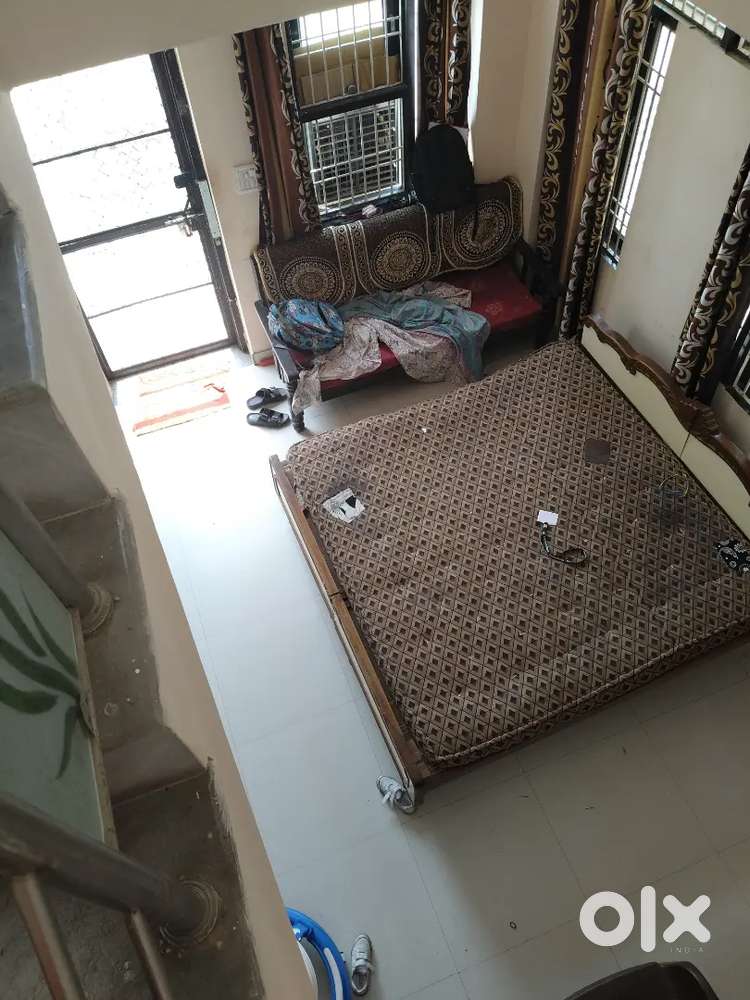 5 seater Sofa and  2 beds with mattress for sale 15000