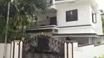4BHK ready to move villa  Nettoor Near Highway