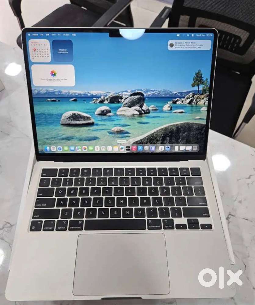 Macbook Air 15 inch M2 Bill Bix Charger Apple care plus