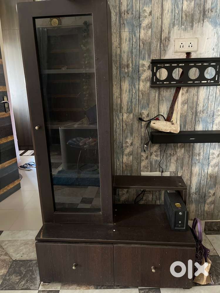 Showpiece shelf cum TV unit