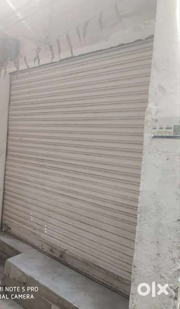 Shop at jullaka mohalla jammu with roof