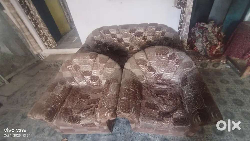 Sofa set Maharaja Pattern (pure Sag)