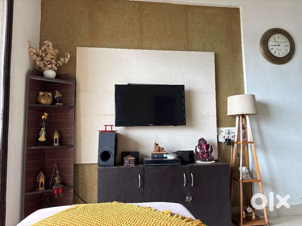 Samsung HD TV 32 Inch