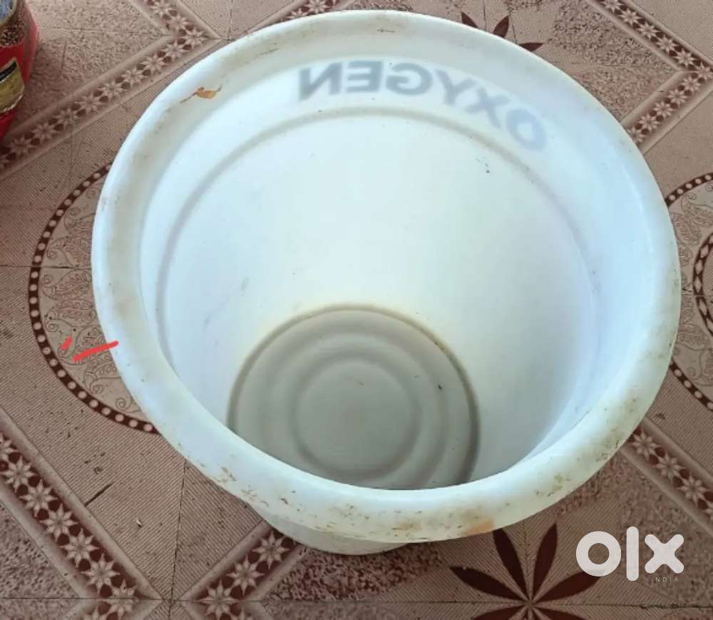 Plastic container 60 ltr