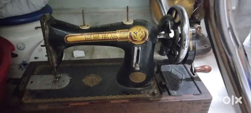 হাত সেলাই মেশিন।। এই মেশিন খুবই দারুণ এবং ভালো মেশিন।।