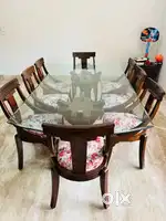 8 seater Dinning Table with Glass table
